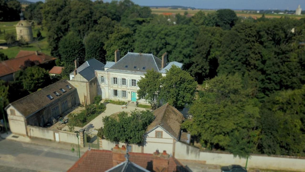 Yxie - Manoir Des Arts Bed & Breakfast Villeblevin Dış mekan fotoğraf